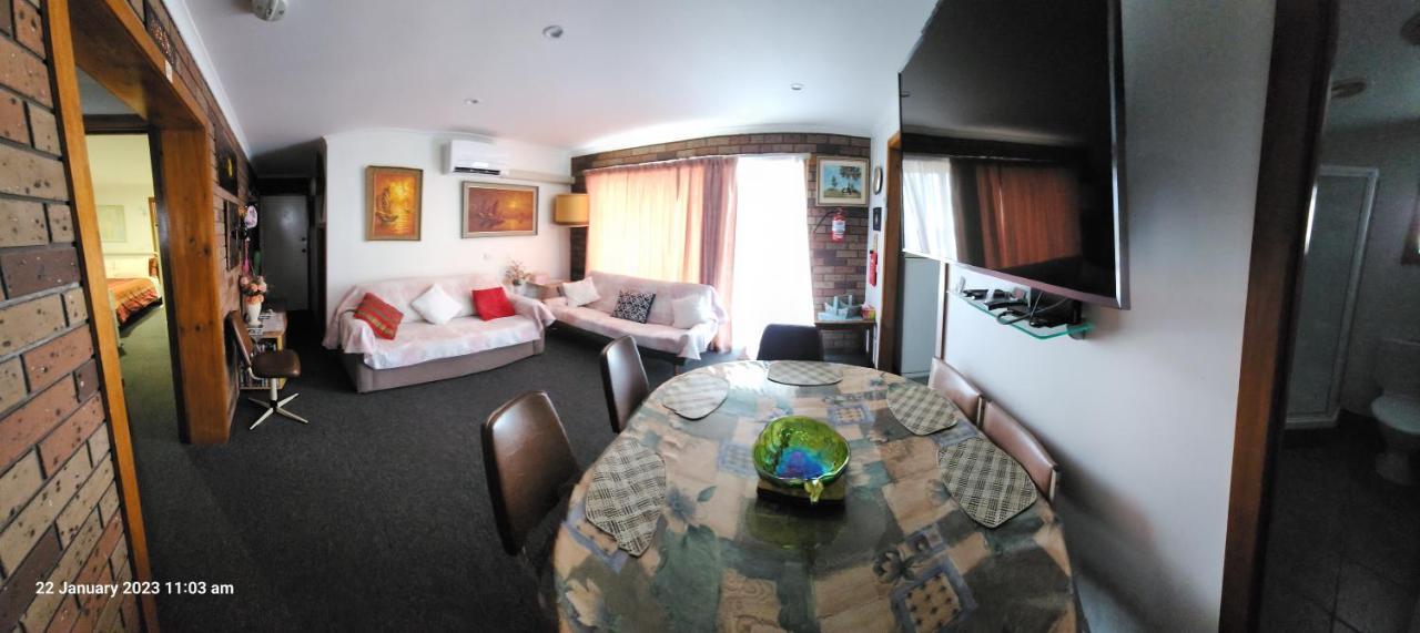 Traplins Accomodation Лейкс Ентранс Екстериор снимка