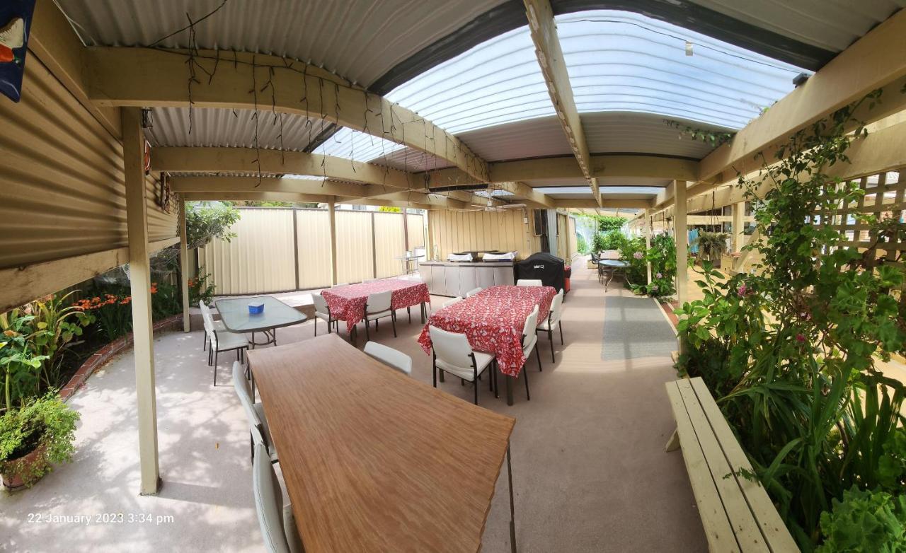 Traplins Accomodation Лейкс Ентранс Екстериор снимка